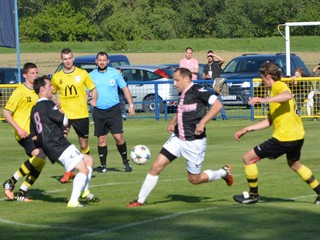 OFK Hrušovany - OFK 1948 Veľký Lapáš