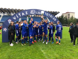 II. liga – Dubničanom napršalo šťastie – triumf v súťaži i baráž o FL