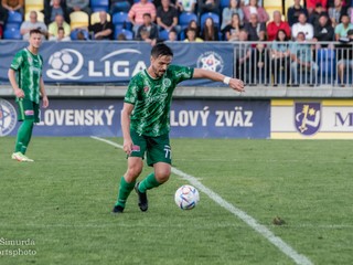 II. LIGA – Rezerva Slovana na čele tabuľky, 1700 divákov na zápase Humenné – Prešov