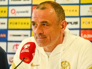 MUŽI A – Tréner Francesco Calzona pred zápasom s Bosnou a Hercegovinou: Hráči cítia zodpovednosť, verím im