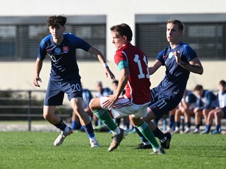 Hráči aktuálneho kádra SR19 Lukáš Dvorský a Róbert Petruška v zápase Slovensko 18 - Maďarsko 18 1:0 (7.11.2023, Dunajská Streda).