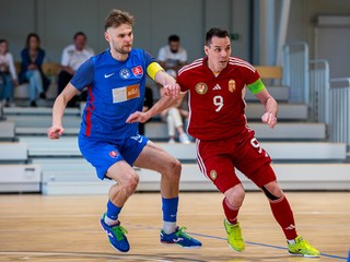 Dominik Ostrák v zápase Slovensko - Maďarsko na turnaji Futsal Fever Days v Šamoríne (13.4.).