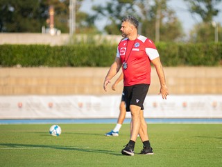 Tréner reprezentácie do 19 rokov Martin Fabuš na tréningu v Šamoríne pred dvojzápasom s Gruzínskom (4.9.2024)