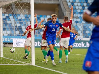 Timotej Jambor po strelení gólu v priateľskom zápase reprezentácií U21 Maďarsko – Slovensko v Budapešti (05. 09. 2024)