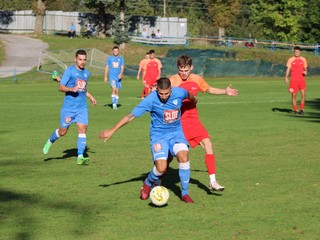 TIPOS III. LIGA – Bitka skalopevných defenzív v hlavnom meste, na Orave derby