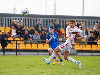 Simon Nináč, Zsolt Cserkuti v prípravnom zápase Slovensko U18 – Maďarsko U18 v Dunajskej Strede (3.10.2024)