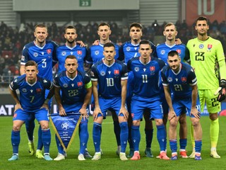 Na snímke základná jedenástka Slovenska pred zápasom C-divízie Ligy národov (LN) Slovensko - Estónsko v Trnave v utorok 19. novembra 2024. 