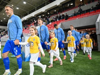 Dominik Javorček, Dominik Hollý, Marek Ujlaky pred zápasom Slovensko U21 – Portugalsko U21 v Trenčíne (18.11.2024)