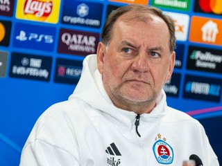 Na snímke tréner ŠK Slovan Bratislava Vladimír Weiss starší počas tlačovej konferencie pred zajtrajším zápasom 7. kola ligovej fázy Ligy majstrov UEFA 2024/2025 ŠK Slovan Bratislava – VfB Stuttgart 20. januára 2025 v Bratislave. 