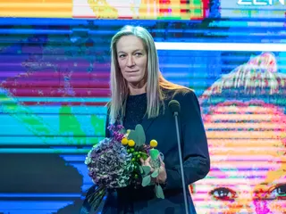 GRASSROOTS GALA – Kategória tréner: Neveďalová dýcha na chrbát Weissovi