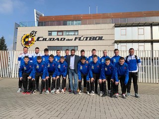 Návšteva reprezentácie U18 v múzeu španielskeho futbalu