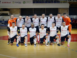 FUTSAL CUP: Lučenec nadelil Komárnu tucet gólov, Nové Zámky vyhrali prestrelku s Makroteamom