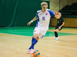 Z futbalového Grécka prišla Nikola Rybanská postúpiť vo futsalovej kvalifikácii