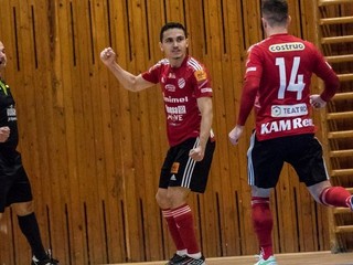Dohrávka 11.kola Niké Futsal Extraligy: MIMEL Lučenec vydrel tesné víťazstvo z palubovky Pineroly