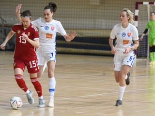 Futsal Love Serbia: Na úvod prehra s Maďarskom, Slovenky zostrelila hetrikom Gajzágó 