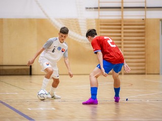 Slovenské futsalové nádeje vo svojej reprezentačnej premiére remizovali s českými rovesníkmi 3:3