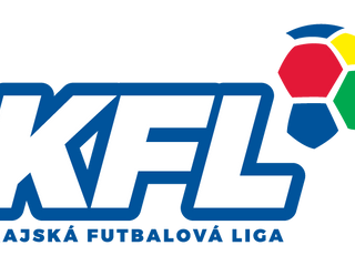 Vyvrcholenie zimného turnaja Krajskej futbalovej ligy 12. júla na ihrisku v Košickej Novej Vsi.