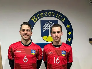 BRATSKÁ DVOJICA V BREZOVICI