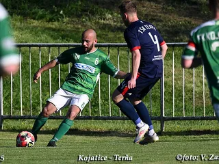 LÍDER KABÍNY VYMENIL DRES