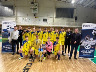 Výber ObFZ Trnava na halovom turnaji starších žiakov o pohár predsedu ZsFZ v kategórii U15 v Leviciach získal prvenstvo.