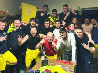 Druhá radosť D. Štitár, Šurianky lovili v Hosťovej