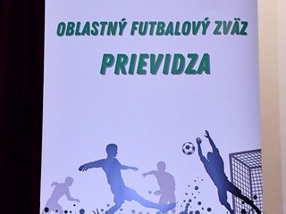 Foto z riadnej konferencie ObFZ Prievidza.