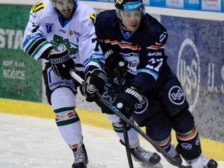 Ladislav Nagy (vpravo) patrí medzi opory Košíc, začiatok play off však nestihne.