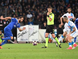 Neapol v šlágri remizoval s Juventusom, bod zariadil Hamšík