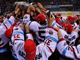 Hokejisti Banskej Bystrice sa tento rok tešili z premiérového majstrovského titulu.