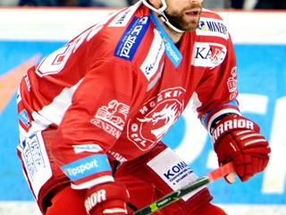 Třinec získal titul v českej hokejovej lige. Boli pri tom traja Slováci