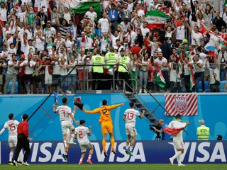Irán šokoval Maroko, vyhral vlastným gólom súpera z 95. minúty