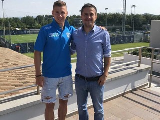 Mladík Mráz strelil gól hneď pri debute v Serie A. Venoval ho rodine