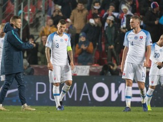 Slováci v kľúčovom zápase podľahli Čechom a zostupujú z B-divízie