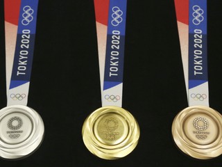 V Tokiu predstavili olympijské medaily, vyrobili ich z odpadu