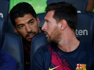 Lionel Messi (vpravo) a Luis Suárez.