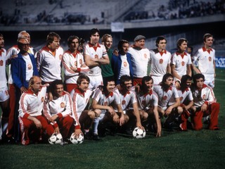 Futbalisti Československa po víťazstve nad Talianskom v súboji o bronz na ME 1980.