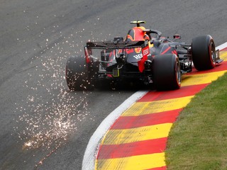 Max Verstappen na Red Bulle počas tréningu na VC Belgicka.