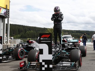 Lewis Hamilton po kvalifikácii na VC Belgicka.