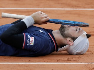 Jurij Rodionov po výhre v 1. kole Roland Garros 2020.