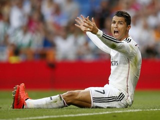 Aj Cristiano Ronaldo je klientom agenta Jorgeho Mendesa.