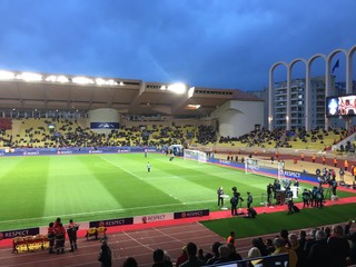 V Monaku sa začal zápas neskôr, polícia zadržala autobus Dortmundu