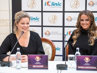 Kim Clijstersová s Danielou Hantuchovou. 