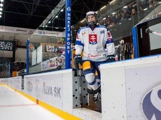 Slováci sa s Hlinka Gretzky Cup rozlúčili výhrou, v divokom zápase zdolali Švajčiarov