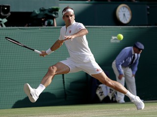 Doping by ublížil Federerovej genialite, tvrdí jeho bývalý fyzioterapeut