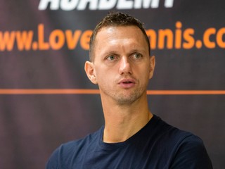 Slovenský tenista Filip Polášek počas tlačovej konferencie po prebojovaní sa spolu s Chorvátom Ivanom Dodigom na Turnaj majstrov v Londýne.