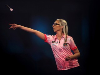 Fallon Sherrocková.