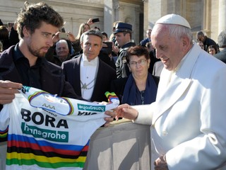 Peter Sagan a pápež František.