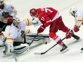 Brankár Andrej Makarov.