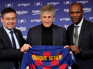 Eric Abidal (vpravo) skončil na pozícii.