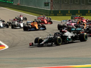 Lewis Hamilton na čele VC Belgicka.